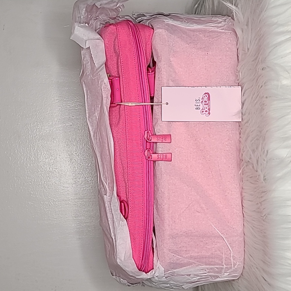 BEIS x Barbie mini weekender limited edition - Picture 5 of 6